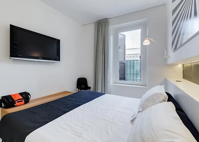 Oda ve Kahvaltı Sora Luxury Roma